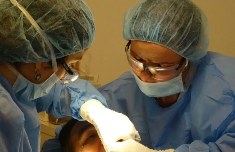 Implant dentar în București, Sector 3 Dristor